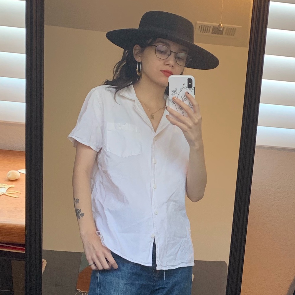 White Notch Collar Shirt - Picture 6 of 6